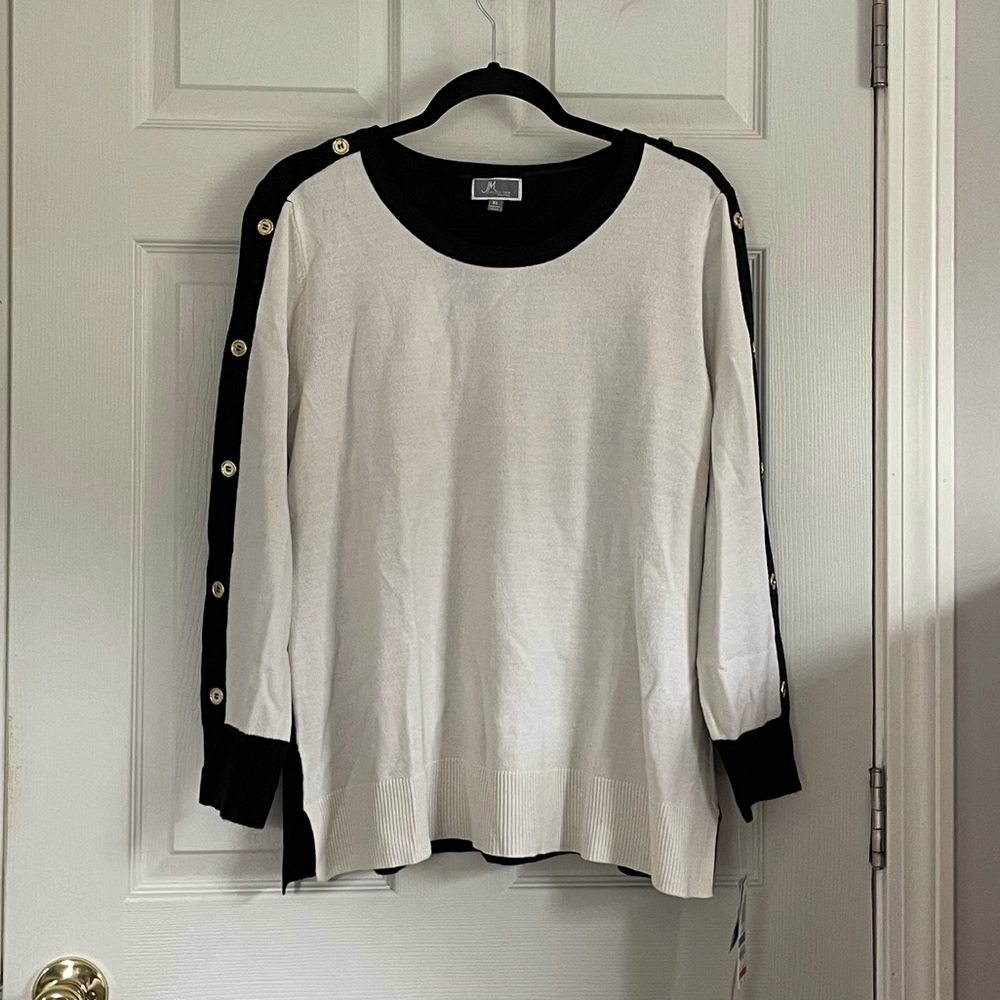 NWT JM Collection Black/White Tunic Top